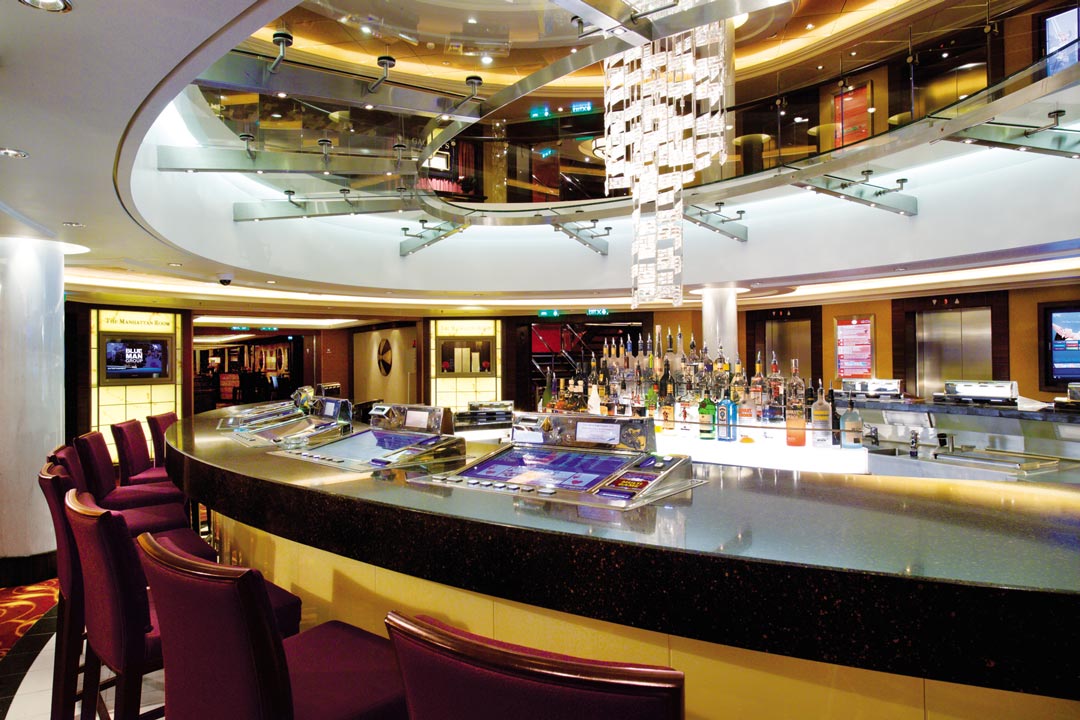 709-cascadesbar