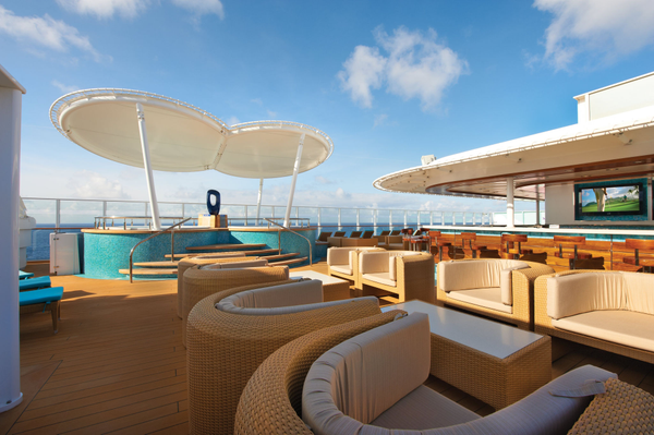 NCL-Escape-Cruise-Bars-Lounges-Vibe-Beach-Club-jpeg