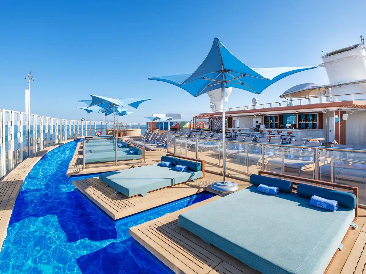 ncl-encore-cruise-spiceh2o-loungers